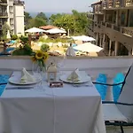 The Cliff Apartment